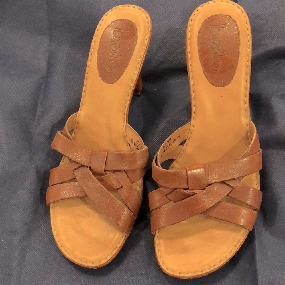 BOLO LEATHER HEELED SANDALS EUC sz 8/39